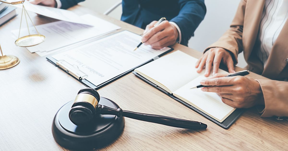 Il rischio di dispersione di proprietà intellettuale e informazioni riservate per le PMI in caso di sviluppo e outsourcing